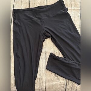 Avia active wear spandex leggings, yoga pants. Like new condition